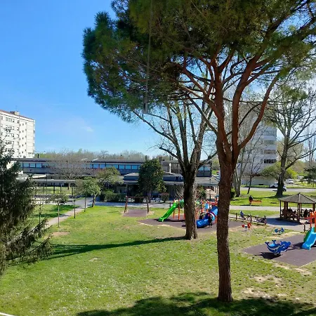 Escape : Camp, Pool Nearby! Alloggio in famiglia *